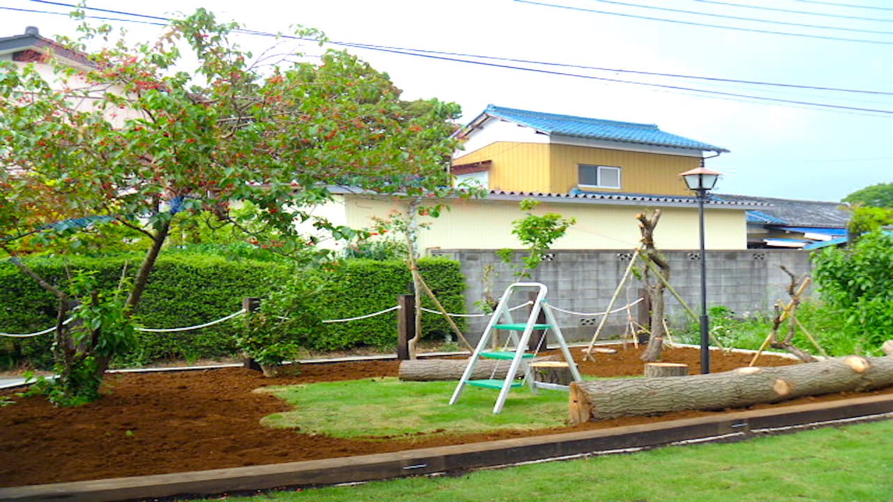 バーベキューができるおしゃれな庭施工例