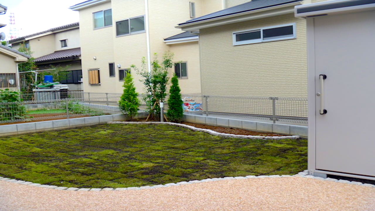 バーベキューができるおしゃれな庭施工例