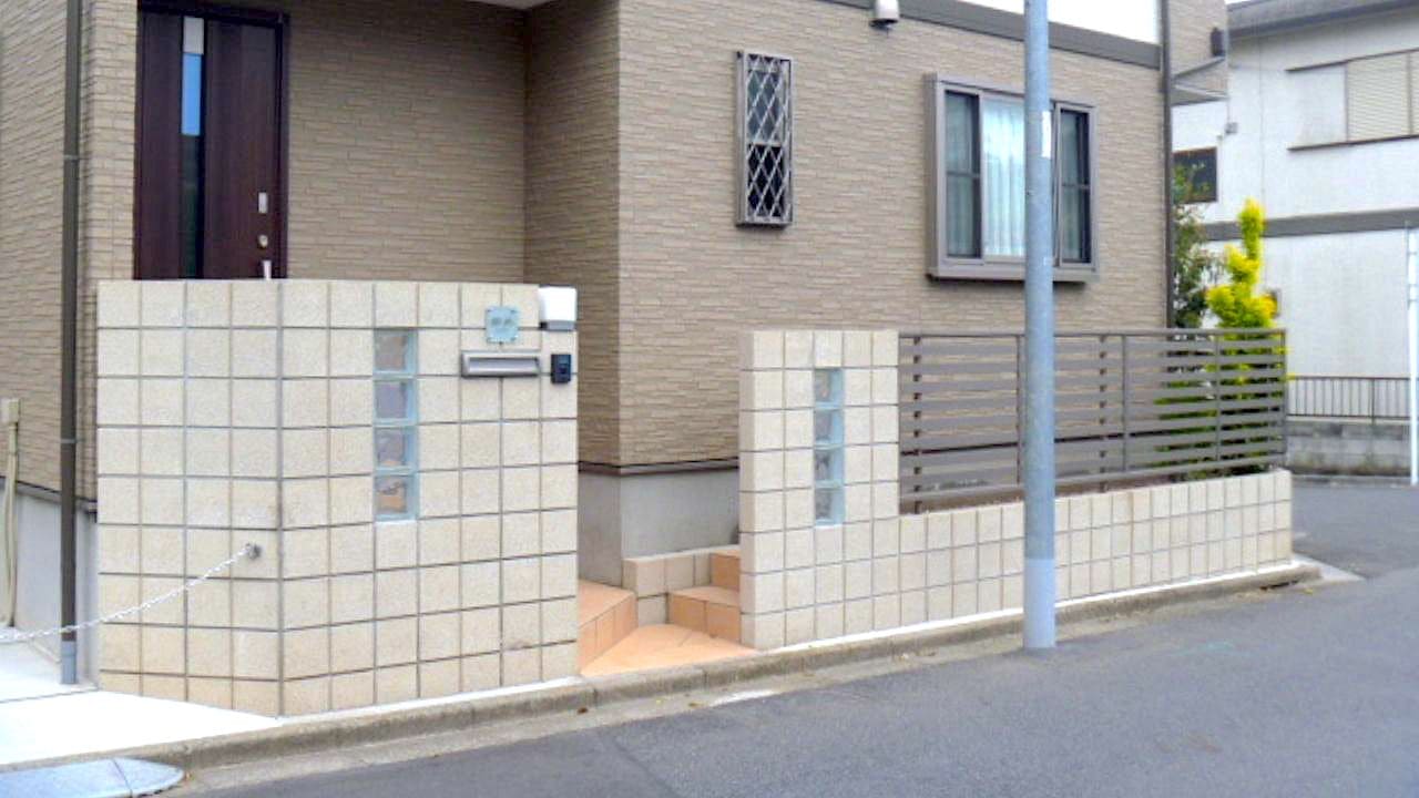 角地のおしゃれなクローズ外構工事 【さいたま市緑区の施工例】