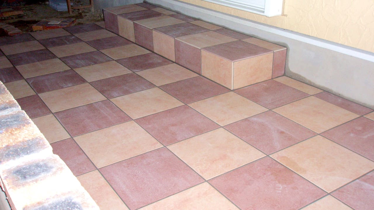 バーベキューができるおしゃれな庭施工例